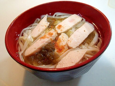 とろろ昆布とサラダチキンの五島うどん